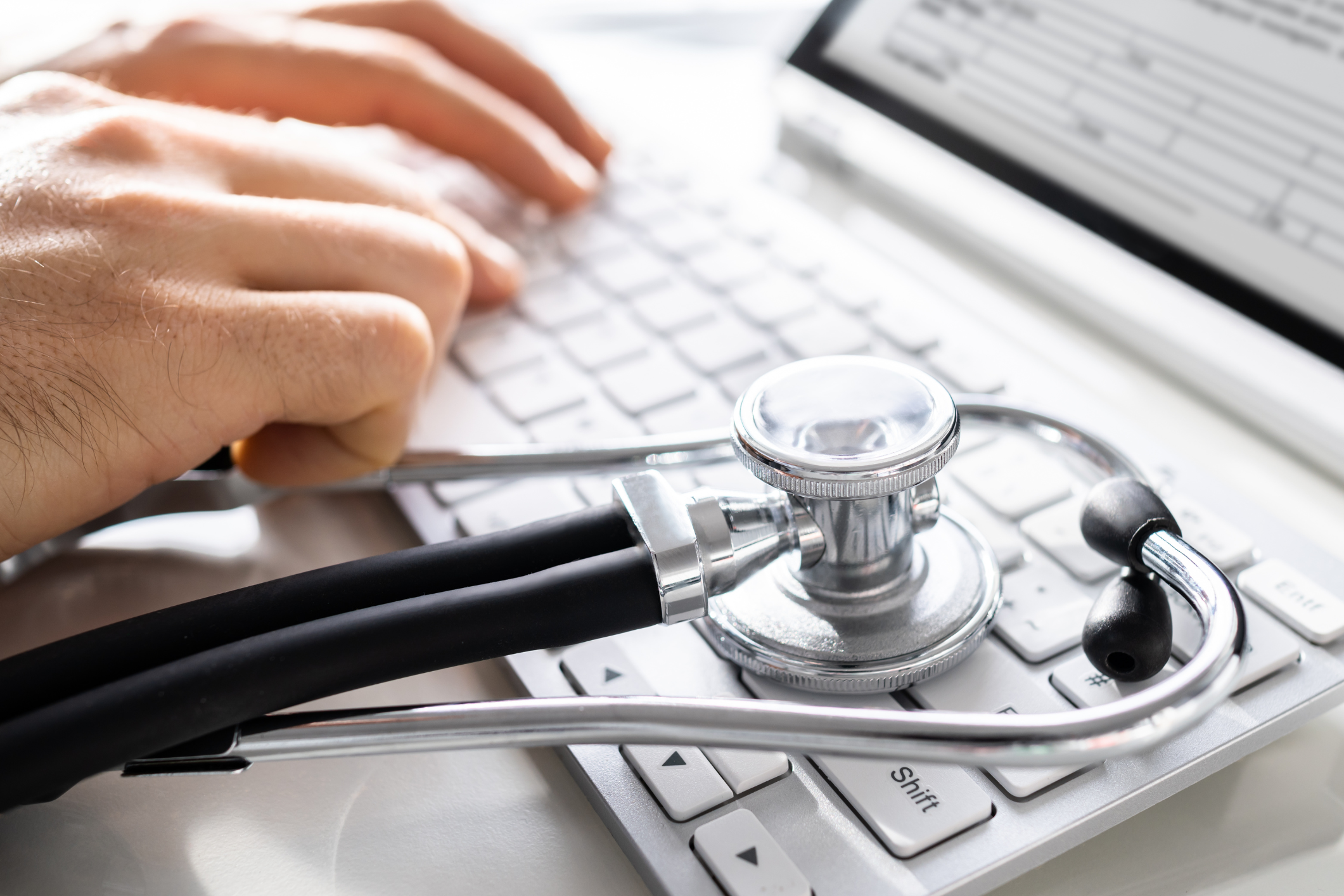 6 Reasons an EHR is Better Than Your SIS Health Module